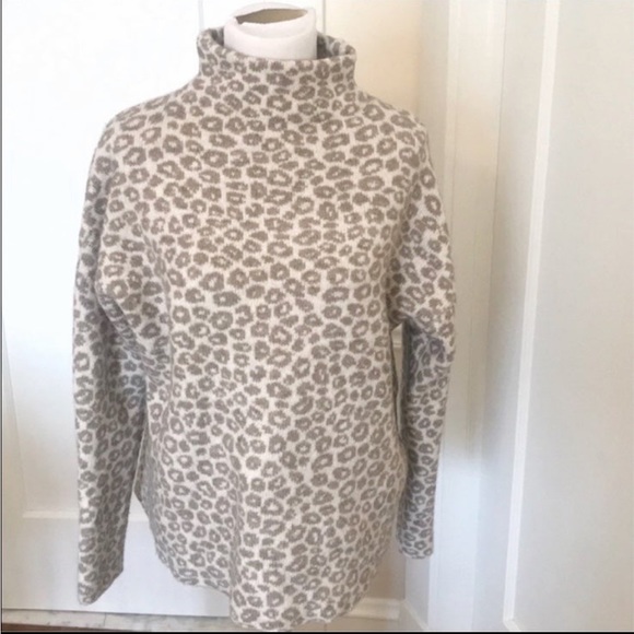 NEW Christian Siriano Leopard Sweater Turtleneck - Picture 1 of 5